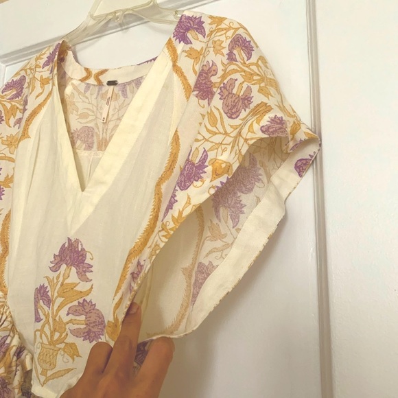 Free People - Arielle Printed Top in Light Combo Revolve linen (Medium) - Picture 12 of 14